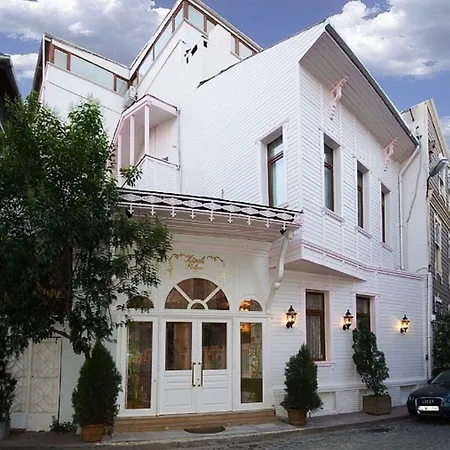 Отель Fuat Bey Palace &