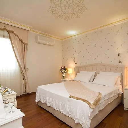 Fuat Bey Palace & Отель