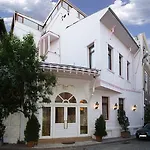 Hotel Fuat Bey Palace &