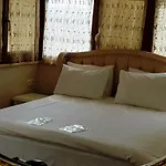 Hotel Fuat Bey Palace & Istanbul