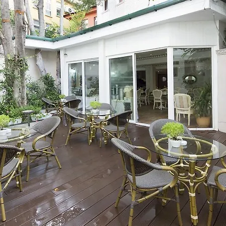 Bed & Breakfast Fuat Bey Palace &