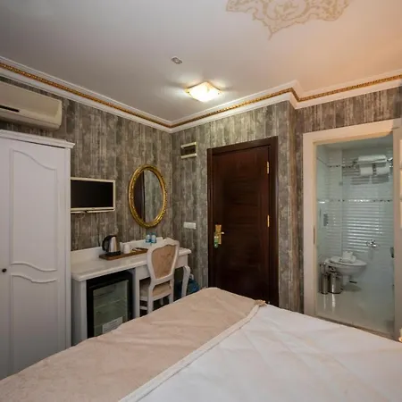 Fuat Bey Palace & 3*