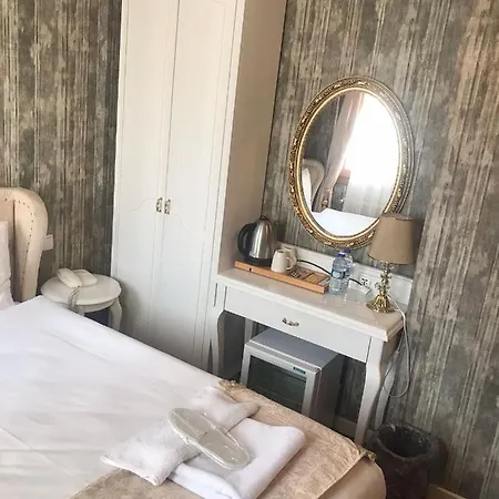 Bed & Breakfast Fuat Bey Palace &
