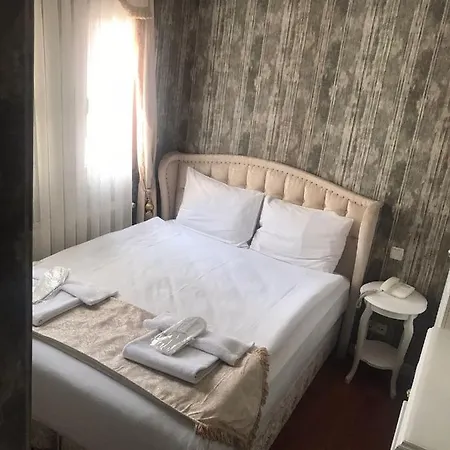Fuat Bey Palace & 3*
