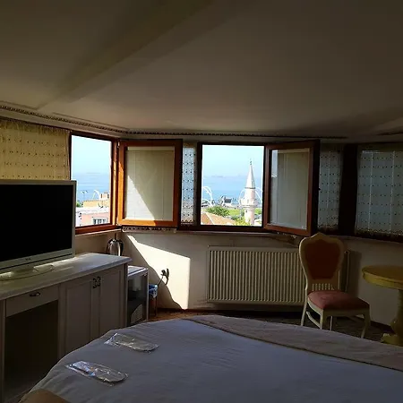 Fuat Bey Palace & Istanbul