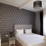 Fuat Bey Palace & 4*