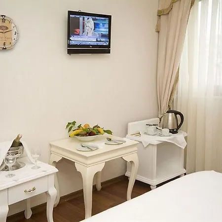 Fuat Bey Palace & Hotell