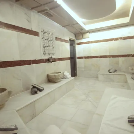 Fuat Bey Palace & 3* Istanboel