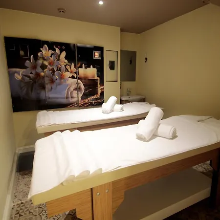 Fuat Bey Palace & 4*