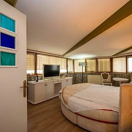 Fuat Bey Palace & 4* Istanbul