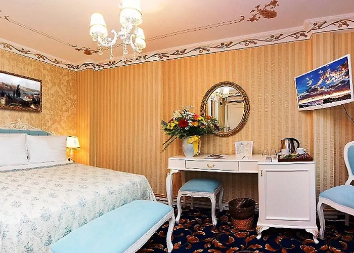 Hotel Fuat Bey Palace & 4*