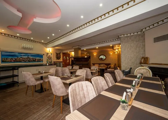 Fuat Bey Palace & Hotel 4*