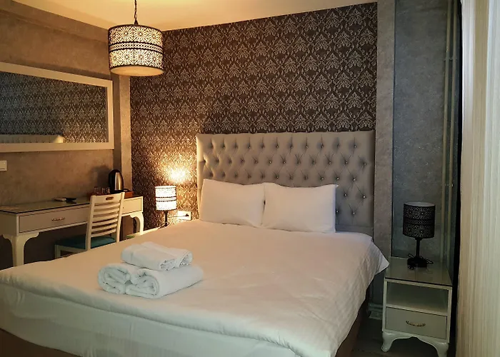 Hotel Fuat Bey Palace & Estambul