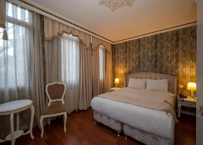 Fuat Bey Palace & Estambul