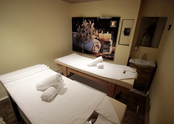 Fuat Bey Palace & 4*