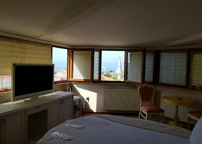 Fuat Bey Palace & Estambul