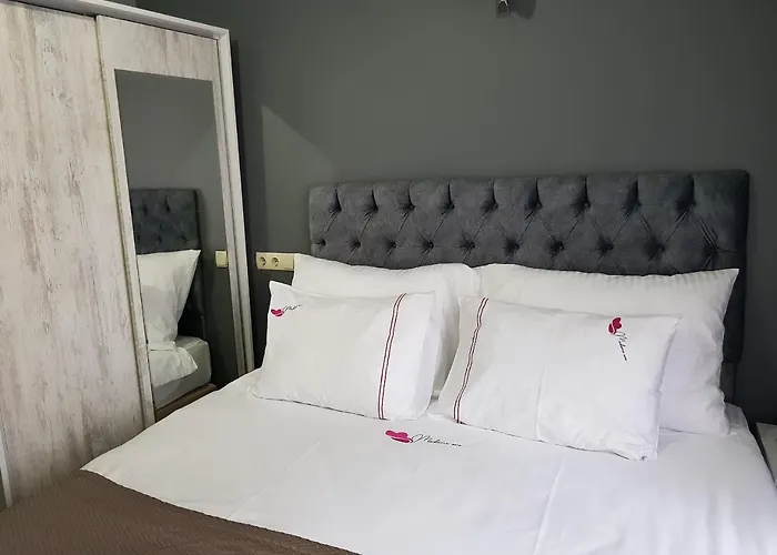 Hotel Fuat Bey Palace &