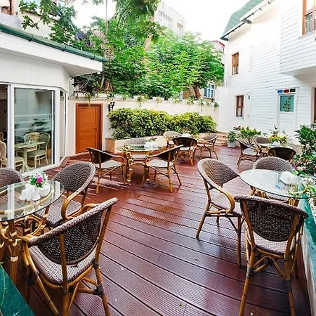 Fuat Bey Palace & 酒店